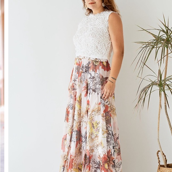 Chicwish Diva crop top in white - Picture 3 of 7